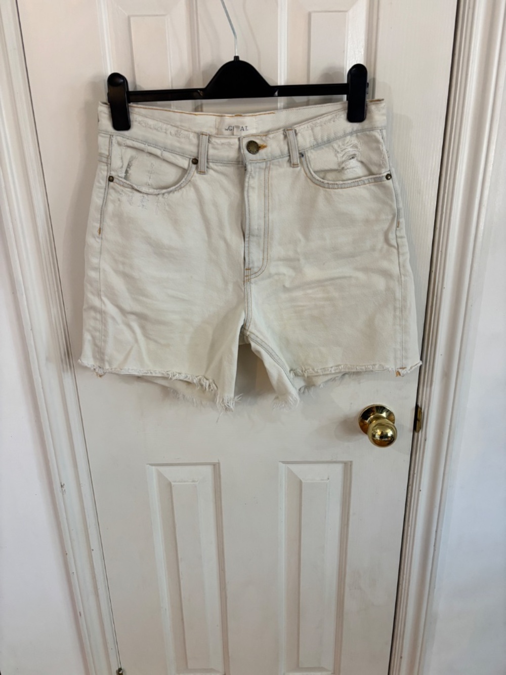 The Great " the easy cut off short " accepting offers